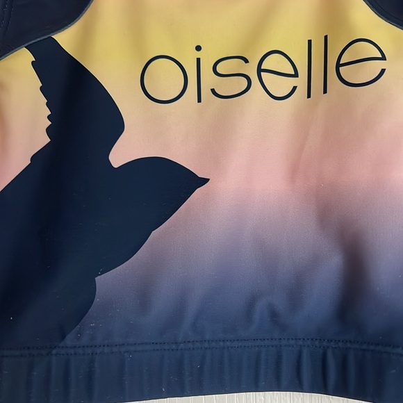 Oiselle size 4 race crop - Picture 3 of 5
